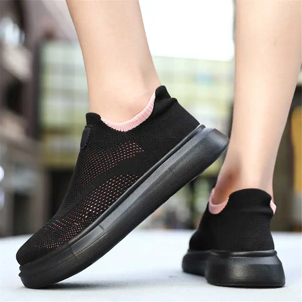 Streetwear Brand Model - Platform Kousen Bruine Schoenen Voor Vrouw