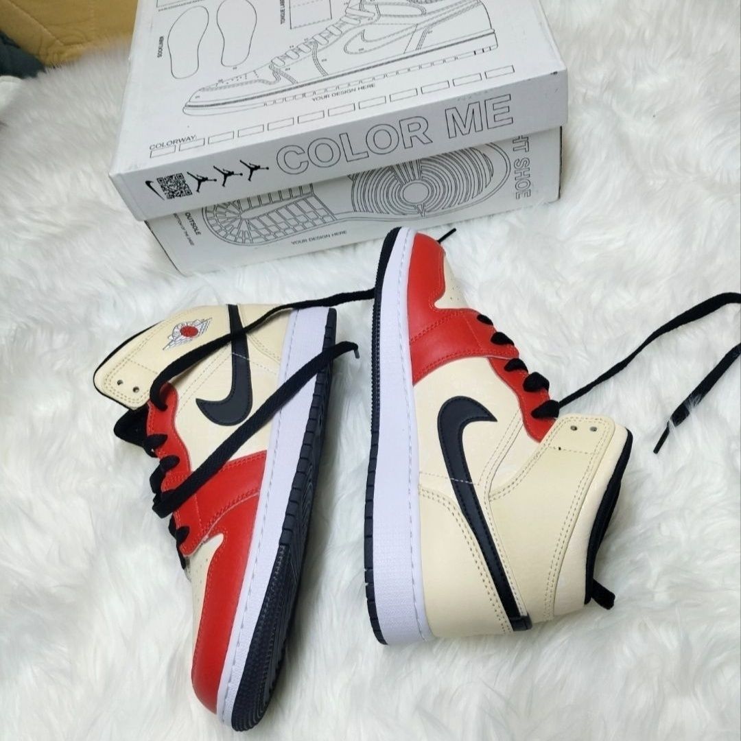 Nike Air Jordan 1 Mid DV7012-1 - Jordan 1 Retro Lace recensie en prijs